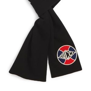 ⛔️SOLD⛔️ NWT Gucci Logo scarf Retail$415